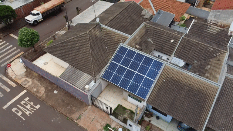 Energia e Bateria Solar em Maringá 49 Sistema de energia solar residencial instalado pela S2V Engenharia