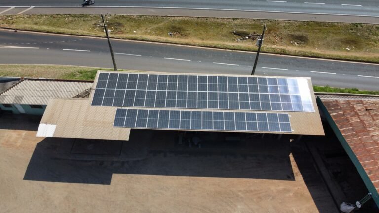 Obras realizadas 5 Usina solar industrial de 33,93 kWp em Mandaguaçu, PR, instalada pela S2V Engenharia